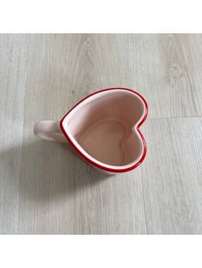 Threshold NWOT Pink w/Red Trim Heart Shaped Stoneware Mug